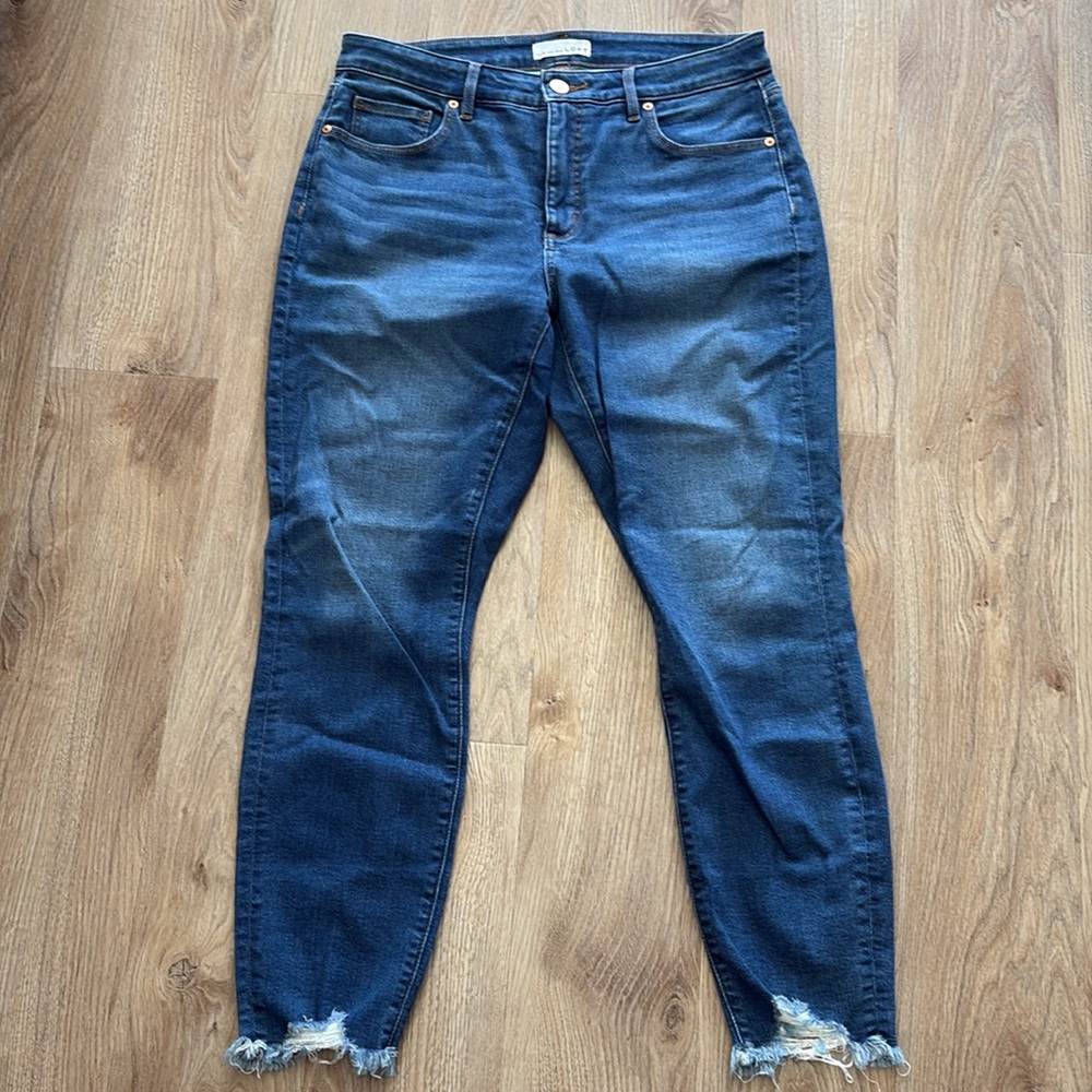 Loft Curvy Skinny Crop pocket Jean With Ripped Raw Hem size 10